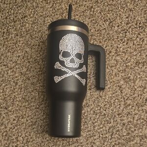 Hydrapeak Black Skull Tumbler